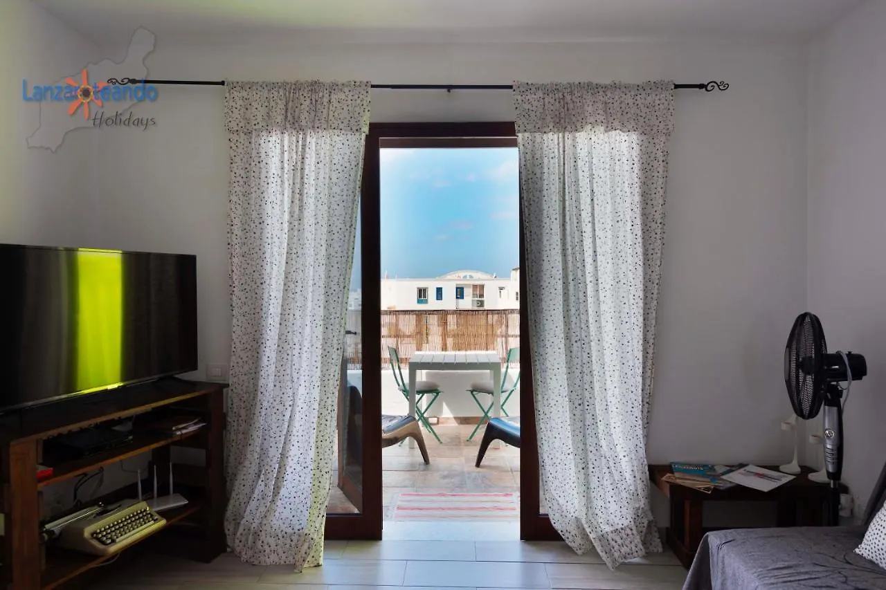 Apartament Vivienda Vacacional Golden Sun Costa Teguise 0*,